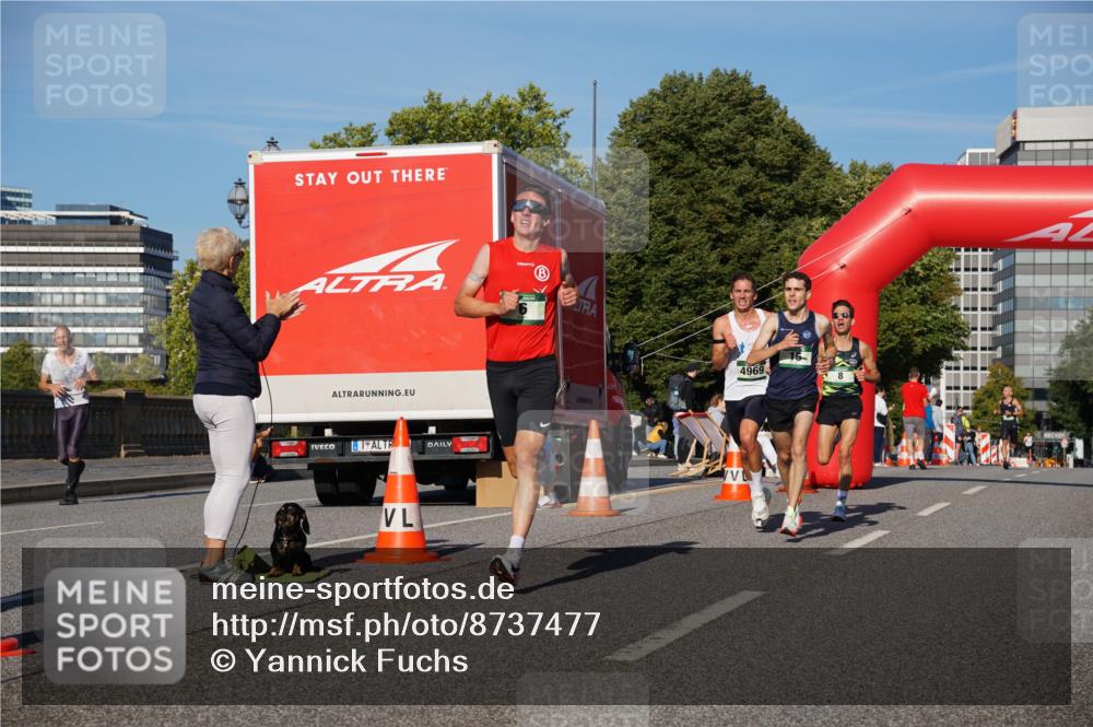 07.09.2025 - BARMER Alsterlauf Yannick Fuchs http://msf.ph/oto/8737477 07.09.2025 09:23:52 Laufen 4969 meine-sportfotos.de