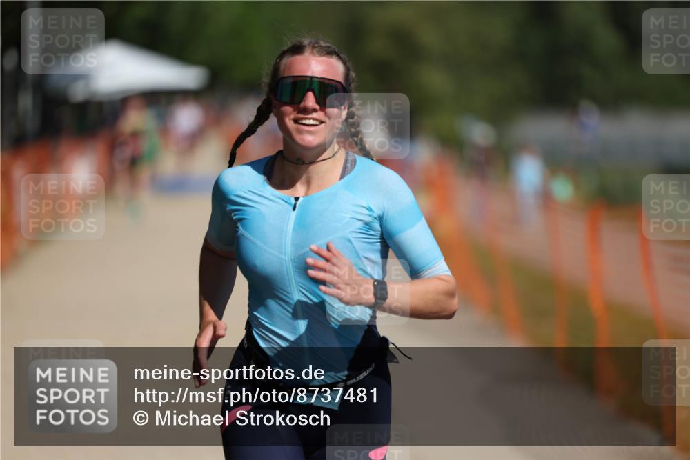 07.09.2025 - 19. Norderstedt Triathlon Michael Strokosch http://msf.ph/oto/8737481 07.09.2025 12:26:00 Laufen 699 meine-sportfotos.de