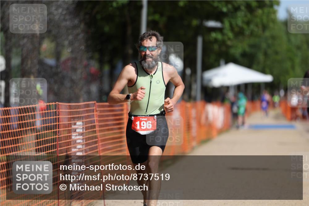 07.09.2025 - 19. Norderstedt Triathlon Michael Strokosch http://msf.ph/oto/8737519 07.09.2025 11:49:03 Laufen 196, 1171, 1355, 1394 meine-sportfotos.de