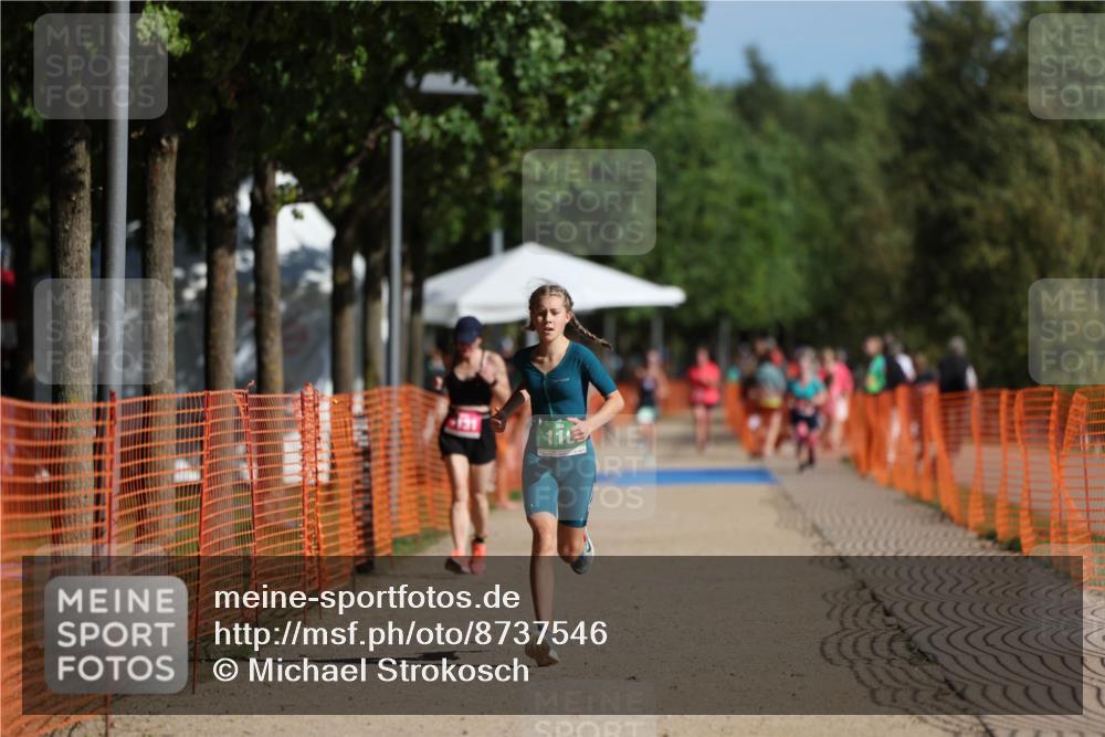 07.09.2025 - 19. Norderstedt Triathlon Michael Strokosch http://msf.ph/oto/8737546 07.09.2025 10:54:01 Laufen 93, 118 meine-sportfotos.de