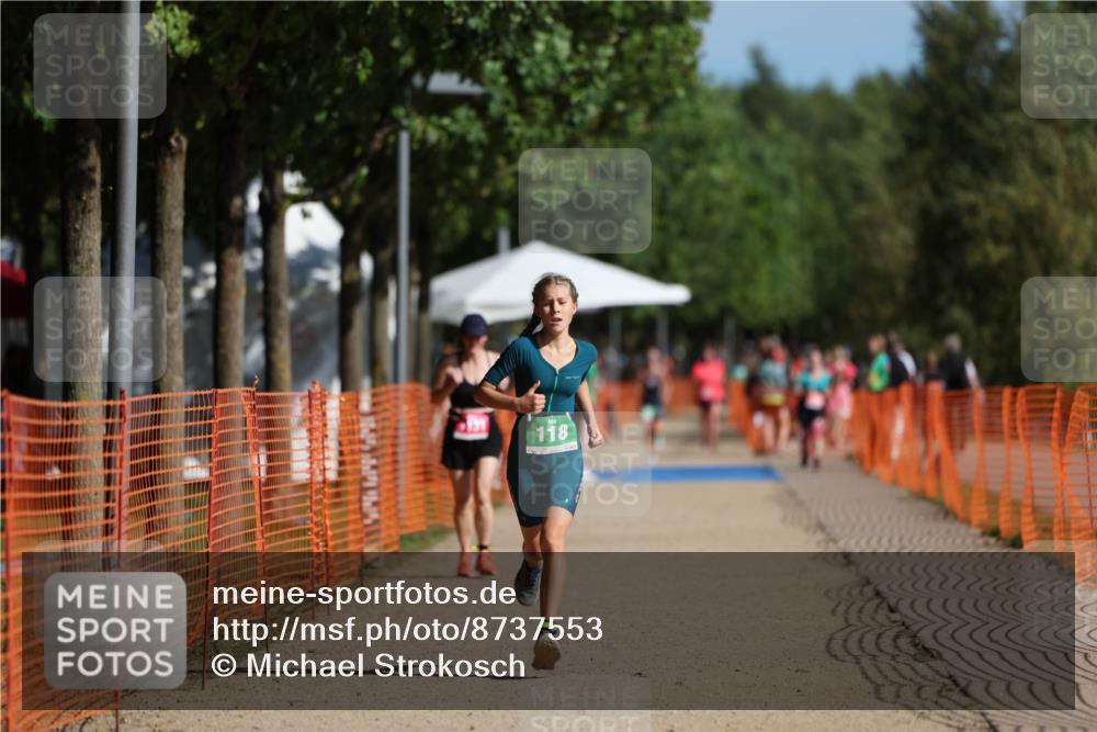 07.09.2025 - 19. Norderstedt Triathlon Michael Strokosch http://msf.ph/oto/8737553 07.09.2025 10:54:01 Laufen 93, 118 meine-sportfotos.de