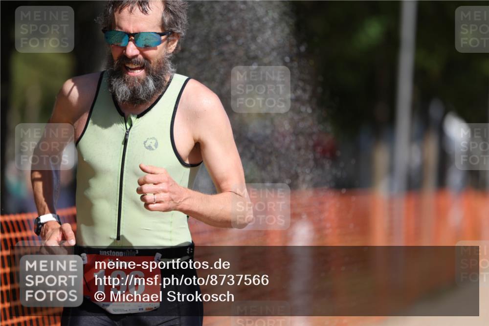 07.09.2025 - 19. Norderstedt Triathlon Michael Strokosch http://msf.ph/oto/8737566 07.09.2025 11:49:05 Laufen 196, 1355, 1394 meine-sportfotos.de