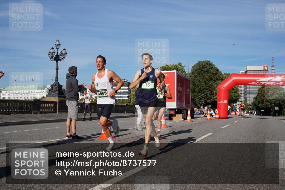 07.09.2025 - BARMER Alsterlauf Yannick Fuchs http://msf.ph/oto/8737577 07.09.2025 09:23:54 Laufen 4969, 15 meine-sportfotos.de