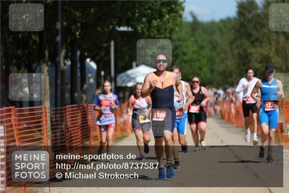 07.09.2025 - 19. Norderstedt Triathlon Michael Strokosch http://msf.ph/oto/8737587 07.09.2025 12:28:26 Laufen 165, 1197, 1249, 1348, 1365 meine-sportfotos.de