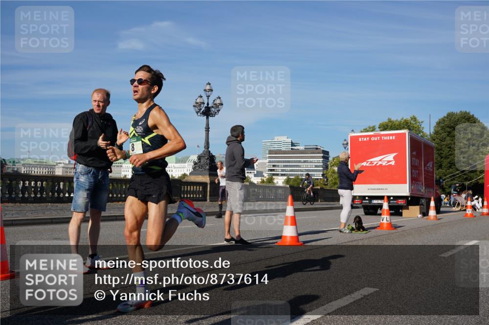 07.09.2025 - BARMER Alsterlauf Yannick Fuchs http://msf.ph/oto/8737614 07.09.2025 09:23:54 Laufen 8, 4 meine-sportfotos.de