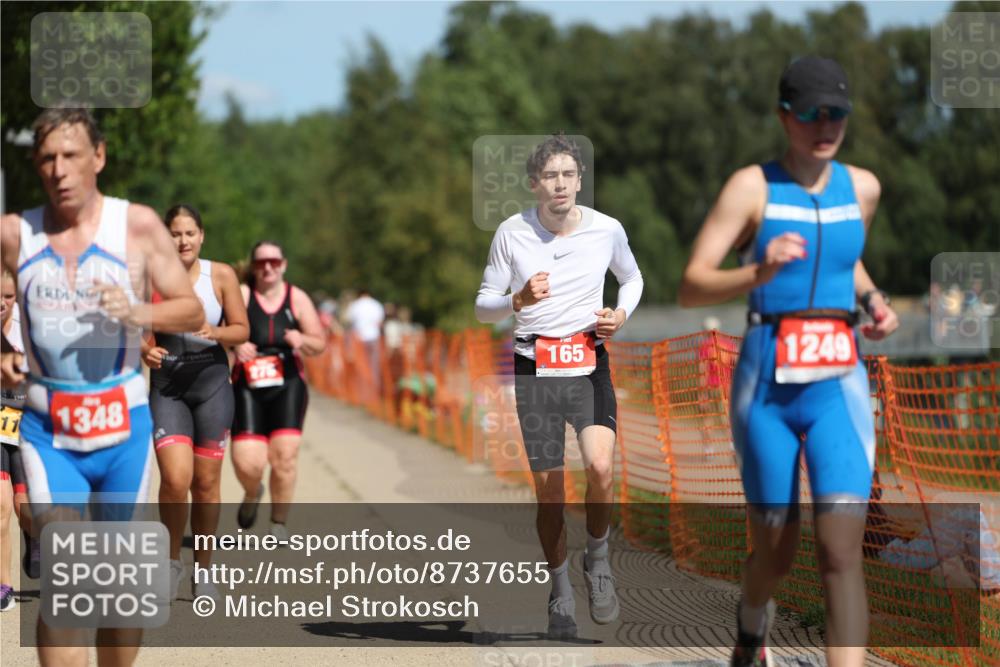 07.09.2025 - 19. Norderstedt Triathlon Michael Strokosch http://msf.ph/oto/8737655 07.09.2025 12:28:31 Laufen 165, 278, 1197, 1249, 1348, 1365 meine-sportfotos.de