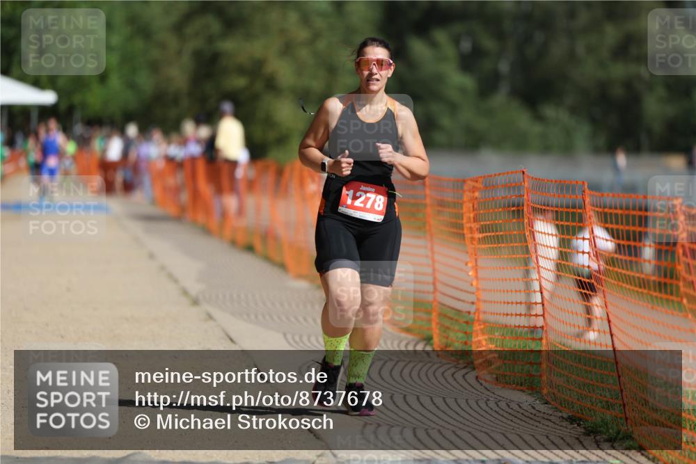 07.09.2025 - 19. Norderstedt Triathlon Michael Strokosch http://msf.ph/oto/8737678 07.09.2025 11:49:13 Laufen 1278 meine-sportfotos.de