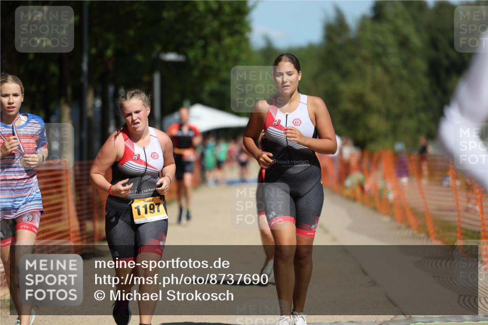 07.09.2025 - 19. Norderstedt Triathlon Michael Strokosch http://msf.ph/oto/8737690 07.09.2025 12:28:34 Laufen 165, 278, 736, 1197, 1249, 1348, 1365 meine-sportfotos.de