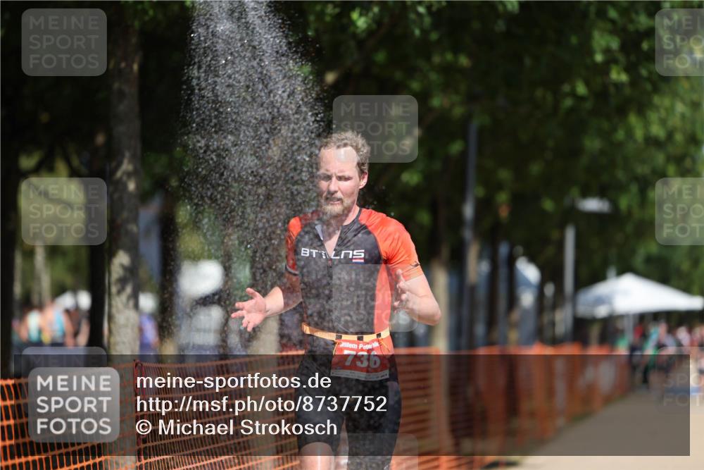 07.09.2025 - 19. Norderstedt Triathlon Michael Strokosch http://msf.ph/oto/8737752 07.09.2025 12:28:40 Laufen 278, 736 meine-sportfotos.de