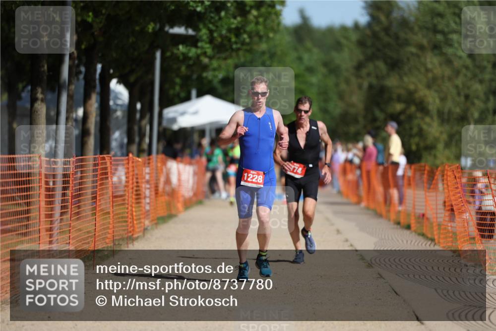 07.09.2025 - 19. Norderstedt Triathlon Michael Strokosch http://msf.ph/oto/8737780 07.09.2025 11:49:31 Laufen 774, 1228 meine-sportfotos.de