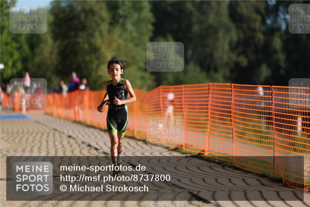 07.09.2025 - 19. Norderstedt Triathlon Michael Strokosch http://msf.ph/oto/8737800 07.09.2025 09:11:58 Laufen 44 meine-sportfotos.de