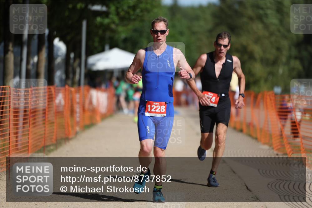07.09.2025 - 19. Norderstedt Triathlon Michael Strokosch http://msf.ph/oto/8737852 07.09.2025 11:49:34 Laufen 774, 1228 meine-sportfotos.de