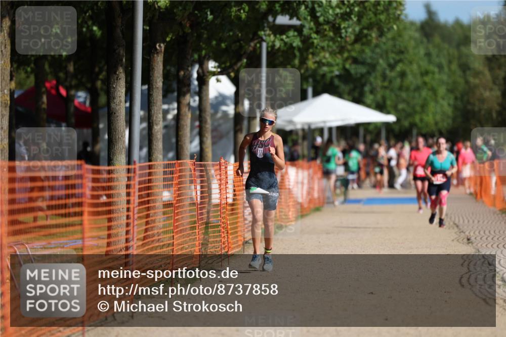 07.09.2025 - 19. Norderstedt Triathlon Michael Strokosch http://msf.ph/oto/8737858 07.09.2025 10:54:15 Laufen 657, 1131 meine-sportfotos.de