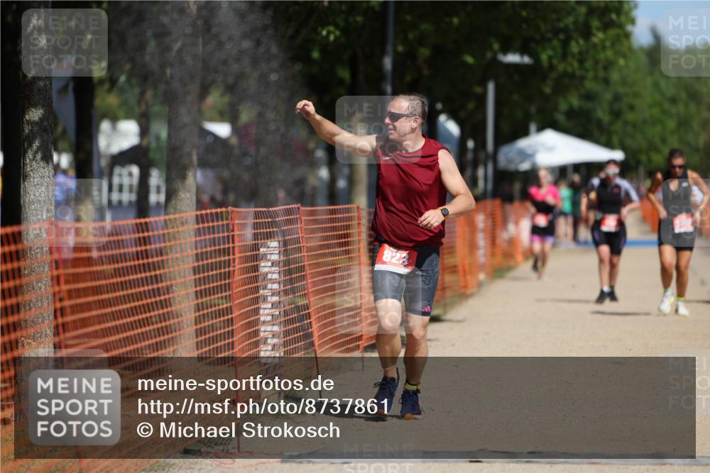 07.09.2025 - 19. Norderstedt Triathlon Michael Strokosch http://msf.ph/oto/8737861 07.09.2025 12:28:53 Laufen 267, 823, 1358 meine-sportfotos.de