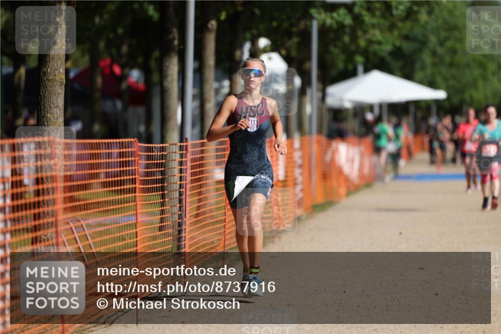 07.09.2025 - 19. Norderstedt Triathlon Michael Strokosch http://msf.ph/oto/8737916 07.09.2025 10:54:18 Laufen 657 meine-sportfotos.de
