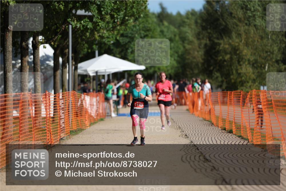 07.09.2025 - 19. Norderstedt Triathlon Michael Strokosch http://msf.ph/oto/8738027 07.09.2025 10:54:21 Laufen 657 meine-sportfotos.de