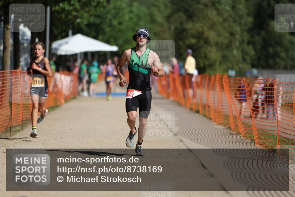 07.09.2025 - 19. Norderstedt Triathlon Michael Strokosch http://msf.ph/oto/8738169 07.09.2025 11:49:49 Laufen 770, 1160, 1184, 1383 meine-sportfotos.de