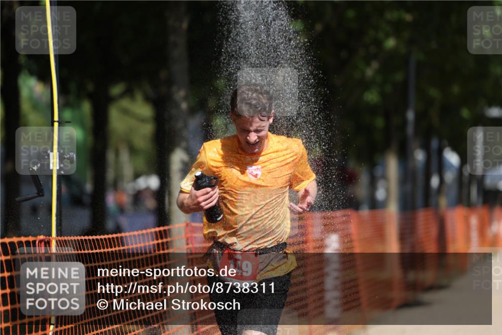 07.09.2025 - 19. Norderstedt Triathlon Michael Strokosch http://msf.ph/oto/8738311 07.09.2025 12:29:08 Laufen 149 meine-sportfotos.de