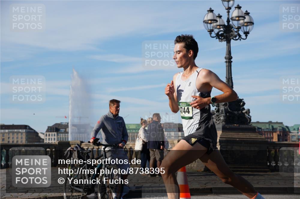 07.09.2025 - BARMER Alsterlauf Yannick Fuchs http://msf.ph/oto/8738395 07.09.2025 09:25:35 Laufen 744 meine-sportfotos.de