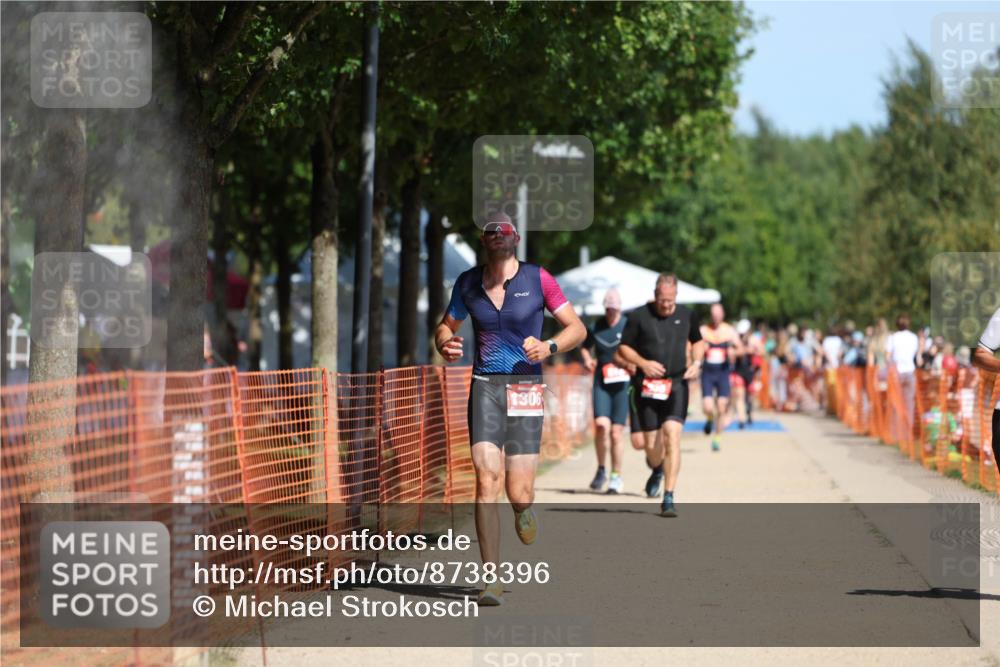 07.09.2025 - 19. Norderstedt Triathlon Michael Strokosch http://msf.ph/oto/8738396 07.09.2025 12:29:14 Laufen 835, 1217, 1306, 1379 meine-sportfotos.de