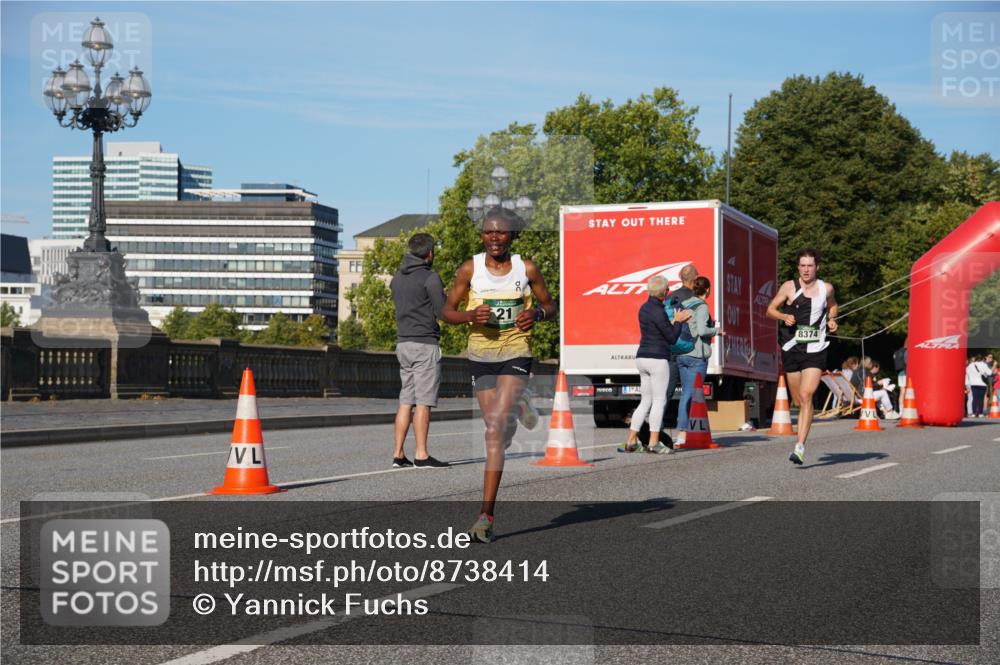07.09.2025 - BARMER Alsterlauf Yannick Fuchs http://msf.ph/oto/8738414 07.09.2025 09:25:41 Laufen 21, 8374 meine-sportfotos.de
