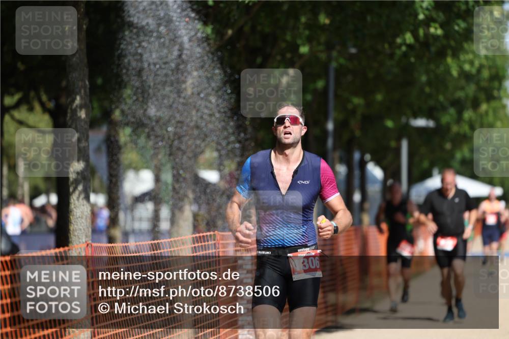 07.09.2025 - 19. Norderstedt Triathlon Michael Strokosch http://msf.ph/oto/8738506 07.09.2025 12:29:17 Laufen 818, 835, 1217, 1306, 1379 meine-sportfotos.de