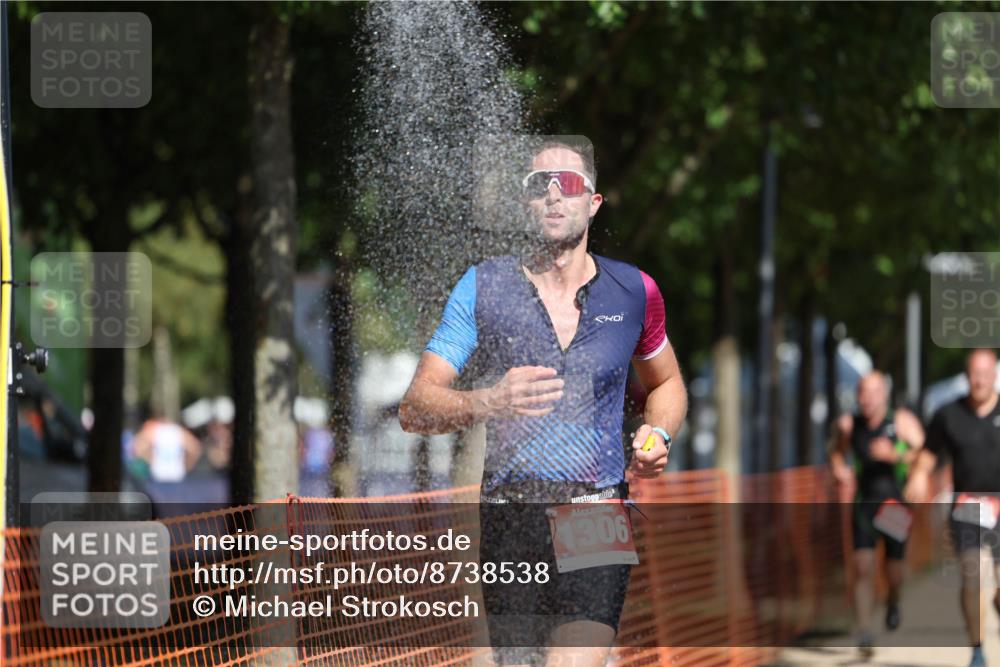 07.09.2025 - 19. Norderstedt Triathlon Michael Strokosch http://msf.ph/oto/8738538 07.09.2025 12:29:18 Laufen 818, 835, 1217, 1306, 1379 meine-sportfotos.de
