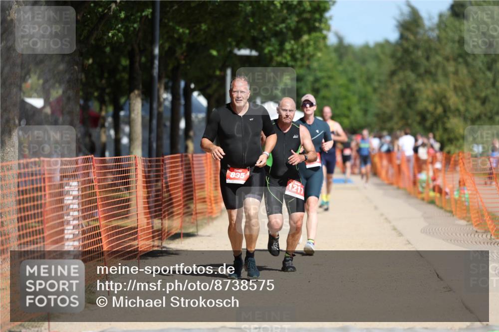 07.09.2025 - 19. Norderstedt Triathlon Michael Strokosch http://msf.ph/oto/8738575 07.09.2025 12:29:20 Laufen 756, 818, 835, 1217, 1306, 1379 meine-sportfotos.de