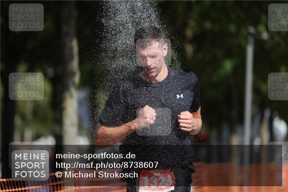 07.09.2025 - 19. Norderstedt Triathlon Michael Strokosch http://msf.ph/oto/8738607 07.09.2025 11:50:07 Laufen 1178, 1323 meine-sportfotos.de