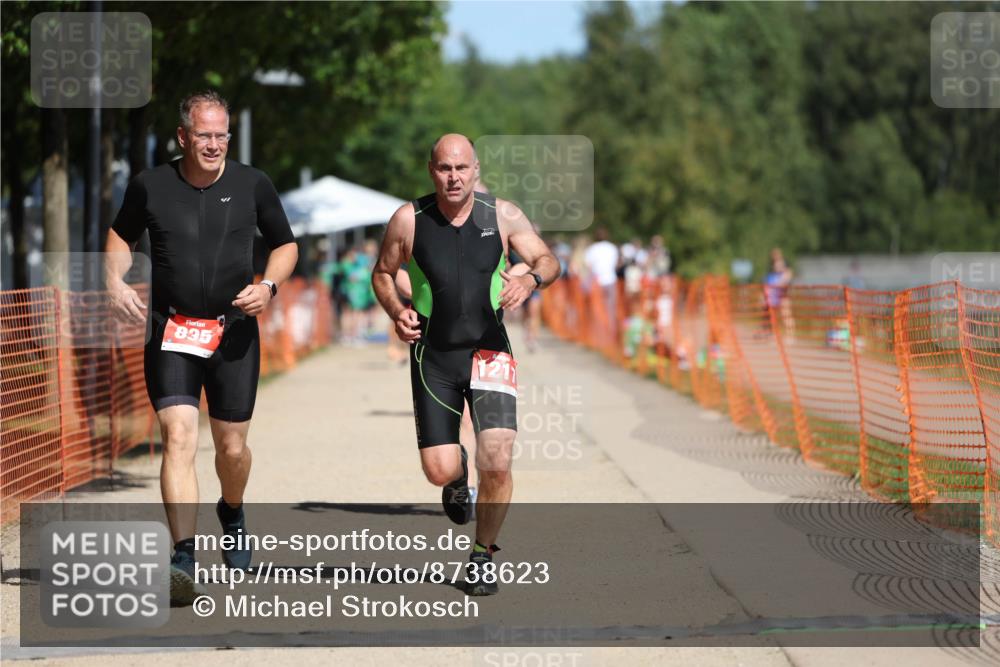 07.09.2025 - 19. Norderstedt Triathlon Michael Strokosch http://msf.ph/oto/8738623 07.09.2025 12:29:21 Laufen 756, 818, 835, 1217, 1306, 1379 meine-sportfotos.de