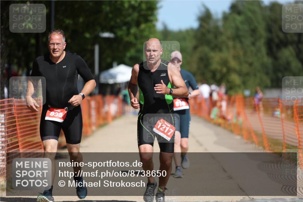 07.09.2025 - 19. Norderstedt Triathlon Michael Strokosch http://msf.ph/oto/8738650 07.09.2025 12:29:21 Laufen 756, 818, 835, 1217, 1306, 1379 meine-sportfotos.de