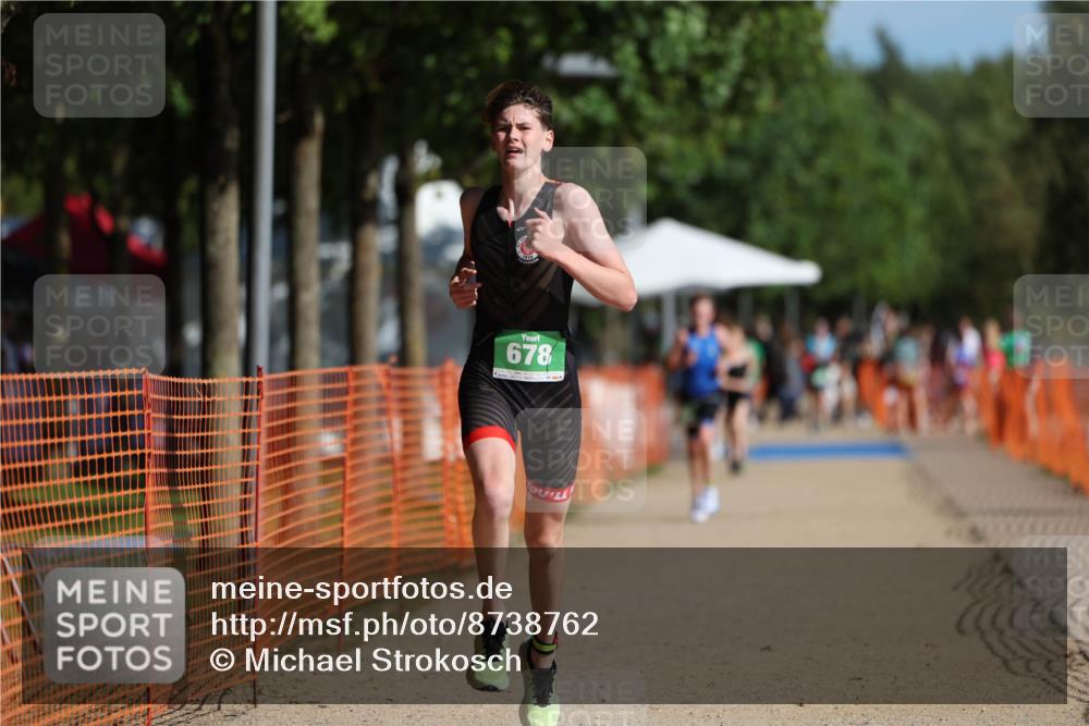 07.09.2025 - 19. Norderstedt Triathlon Michael Strokosch http://msf.ph/oto/8738762 07.09.2025 10:54:45 Laufen 99, 678 meine-sportfotos.de