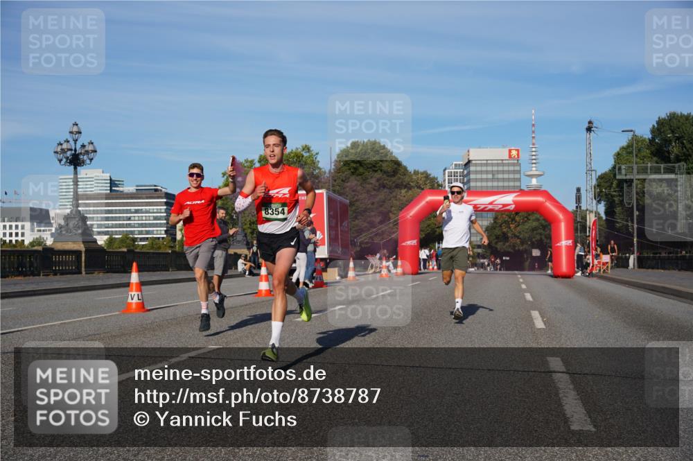 07.09.2025 - BARMER Alsterlauf Yannick Fuchs http://msf.ph/oto/8738787 07.09.2025 09:25:49 Laufen 8354 meine-sportfotos.de