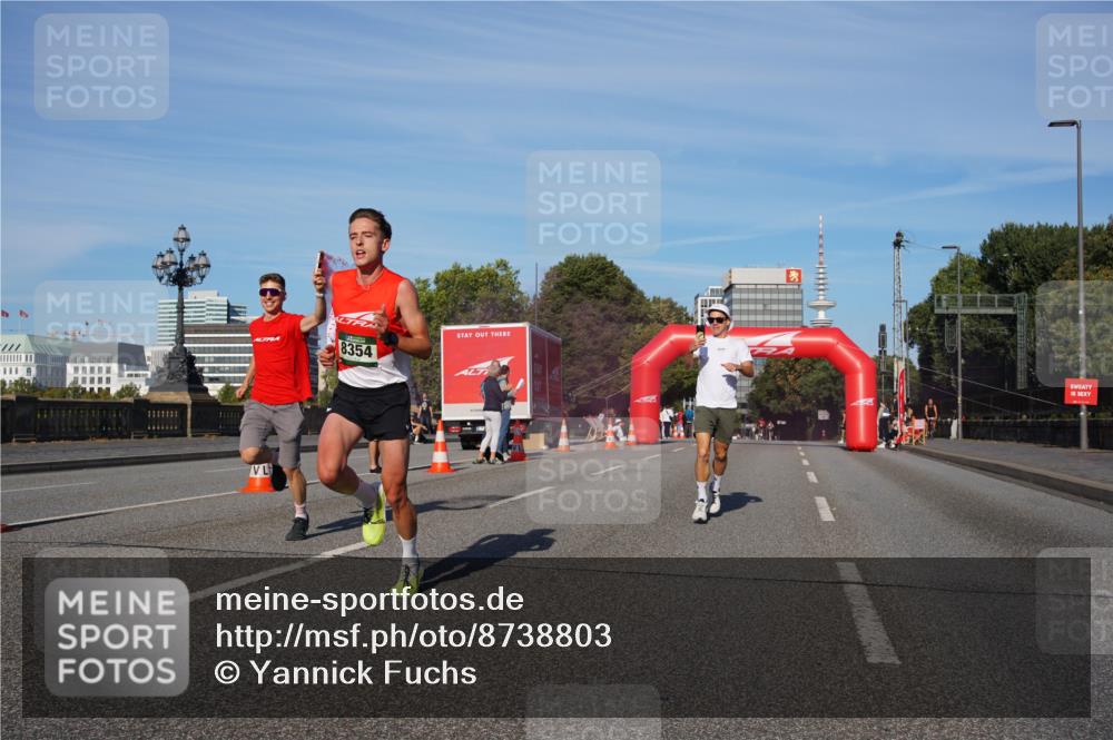 07.09.2025 - BARMER Alsterlauf Yannick Fuchs http://msf.ph/oto/8738803 07.09.2025 09:25:49 Laufen 8354 meine-sportfotos.de