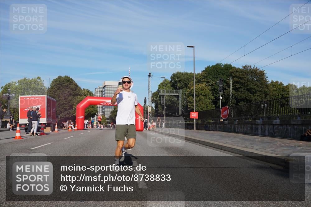 07.09.2025 - BARMER Alsterlauf Yannick Fuchs http://msf.ph/oto/8738833 07.09.2025 09:25:50 Laufen  meine-sportfotos.de