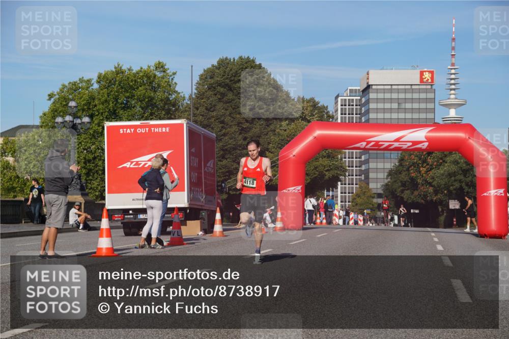 07.09.2025 - BARMER Alsterlauf Yannick Fuchs http://msf.ph/oto/8738917 07.09.2025 09:25:54 Laufen 4118 meine-sportfotos.de