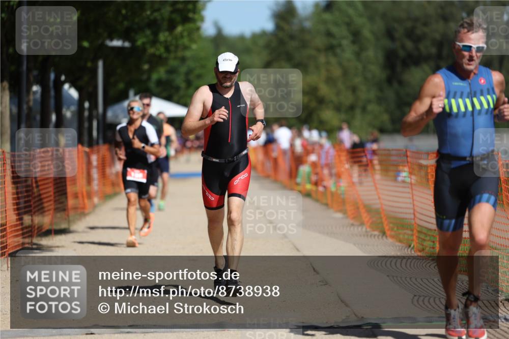 07.09.2025 - 19. Norderstedt Triathlon Michael Strokosch http://msf.ph/oto/8738938 07.09.2025 12:29:31 Laufen 186, 756, 791, 802, 1350, 1351 meine-sportfotos.de