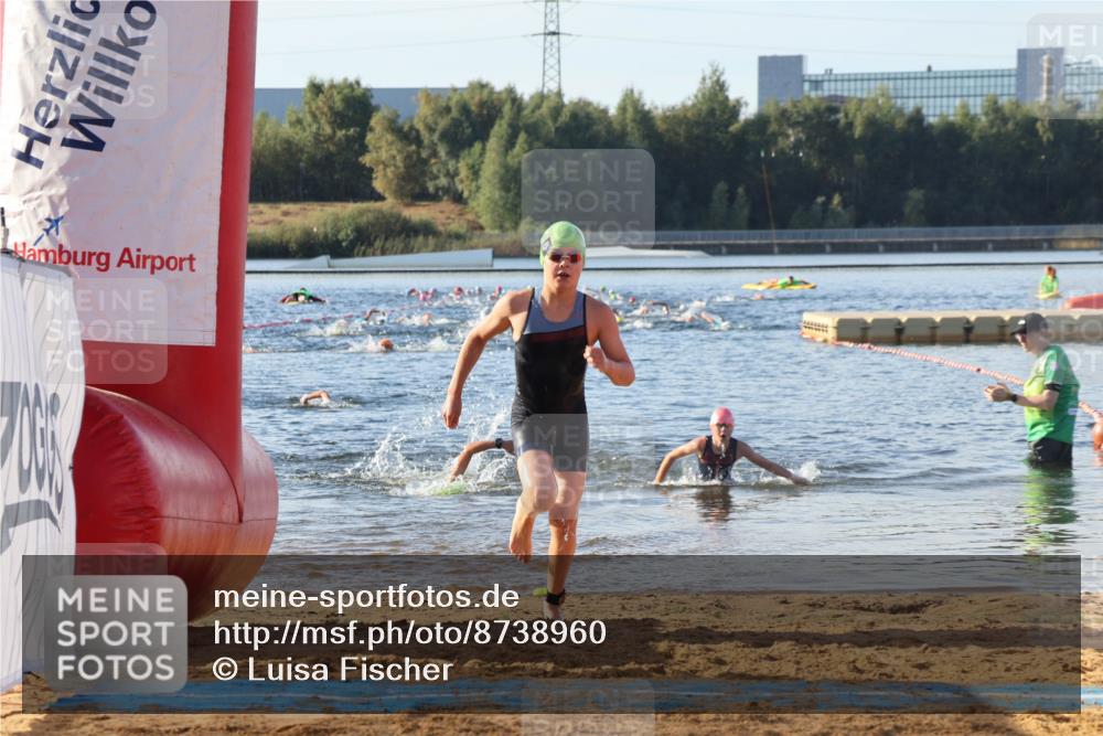 07.09.2025 - 19. Norderstedt Triathlon Luisa Fischer http://msf.ph/oto/8738960 07.09.2025 09:28:21 Schwimmen 633 meine-sportfotos.de