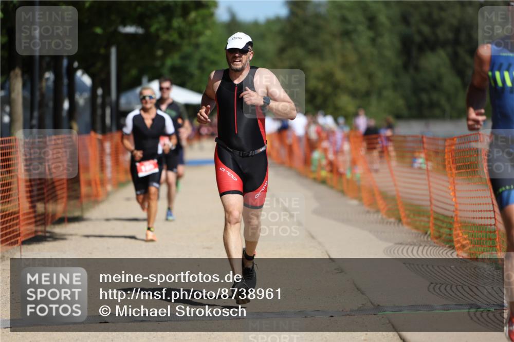 07.09.2025 - 19. Norderstedt Triathlon Michael Strokosch http://msf.ph/oto/8738961 07.09.2025 12:29:32 Laufen 186, 756, 791, 802, 1350, 1351 meine-sportfotos.de