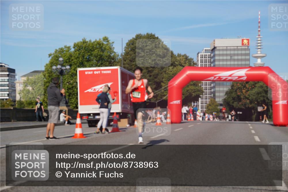 07.09.2025 - BARMER Alsterlauf Yannick Fuchs http://msf.ph/oto/8738963 07.09.2025 09:25:54 Laufen  meine-sportfotos.de