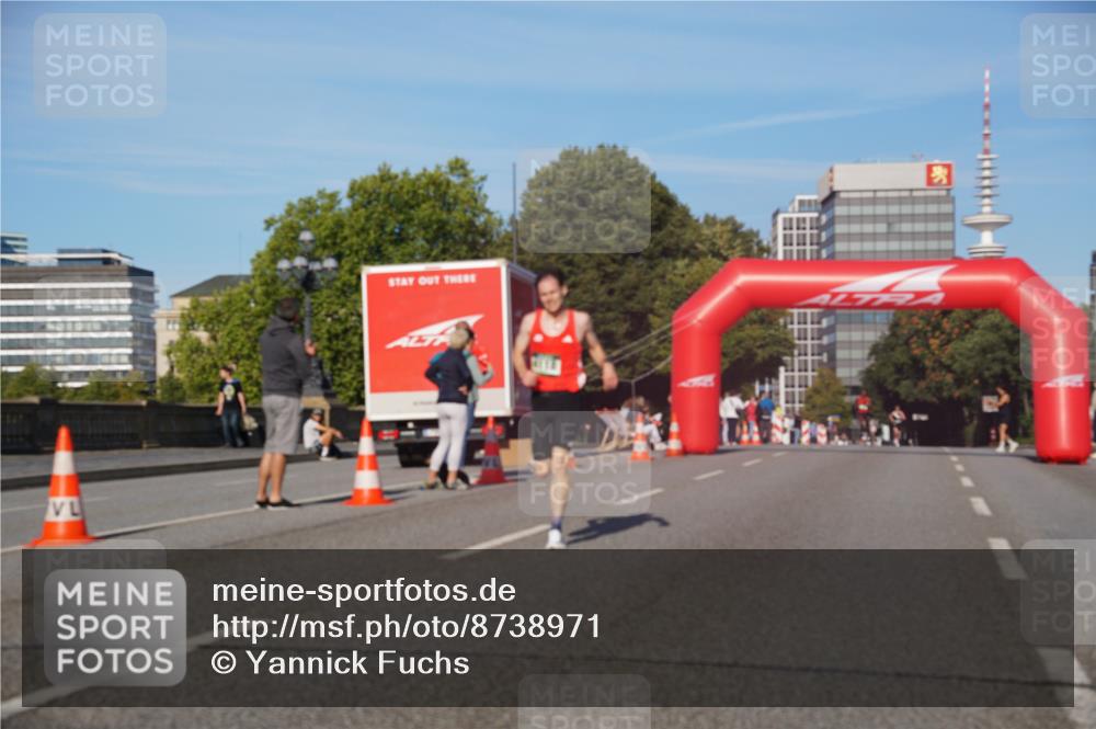 07.09.2025 - BARMER Alsterlauf Yannick Fuchs http://msf.ph/oto/8738971 07.09.2025 09:25:55 Laufen  meine-sportfotos.de