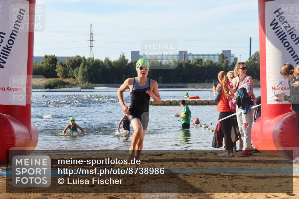 07.09.2025 - 19. Norderstedt Triathlon Luisa Fischer http://msf.ph/oto/8738986 07.09.2025 09:28:22 Schwimmen 553, 633 meine-sportfotos.de