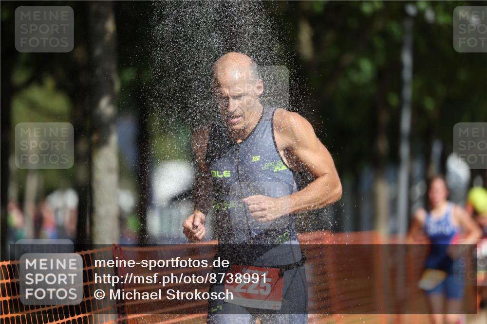 07.09.2025 - 19. Norderstedt Triathlon Michael Strokosch http://msf.ph/oto/8738991 07.09.2025 11:50:42 Laufen 225, 1185, 1335 meine-sportfotos.de