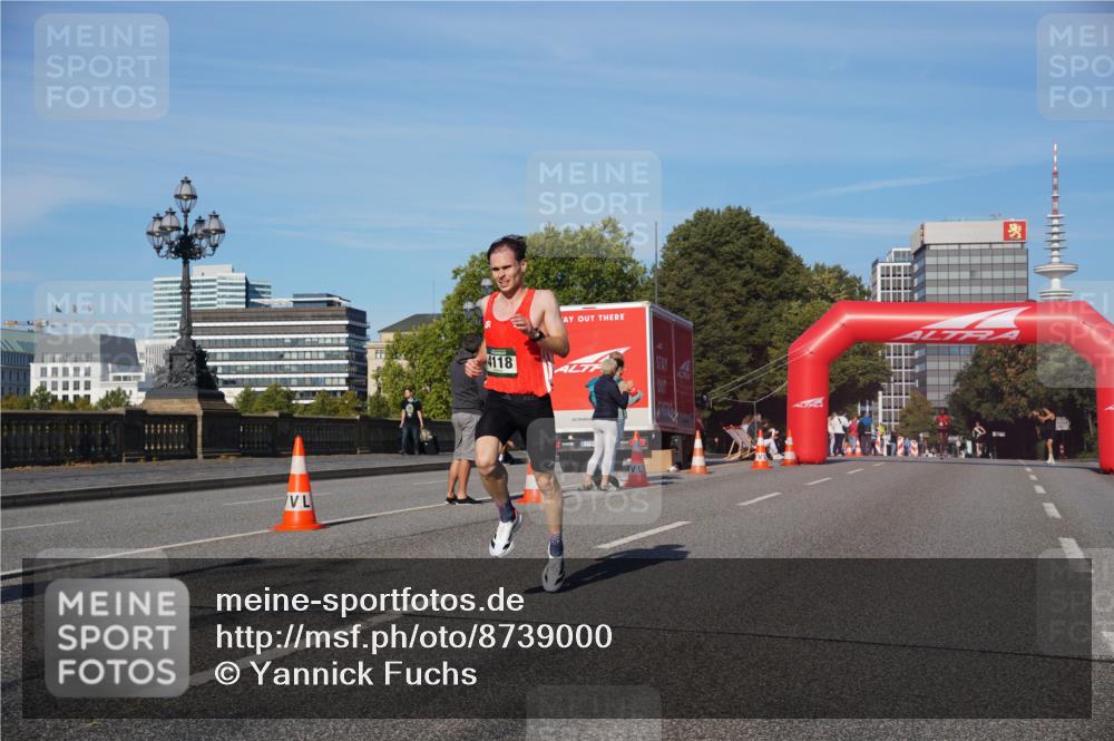 07.09.2025 - BARMER Alsterlauf Yannick Fuchs http://msf.ph/oto/8739000 07.09.2025 09:25:55 Laufen 4118 meine-sportfotos.de