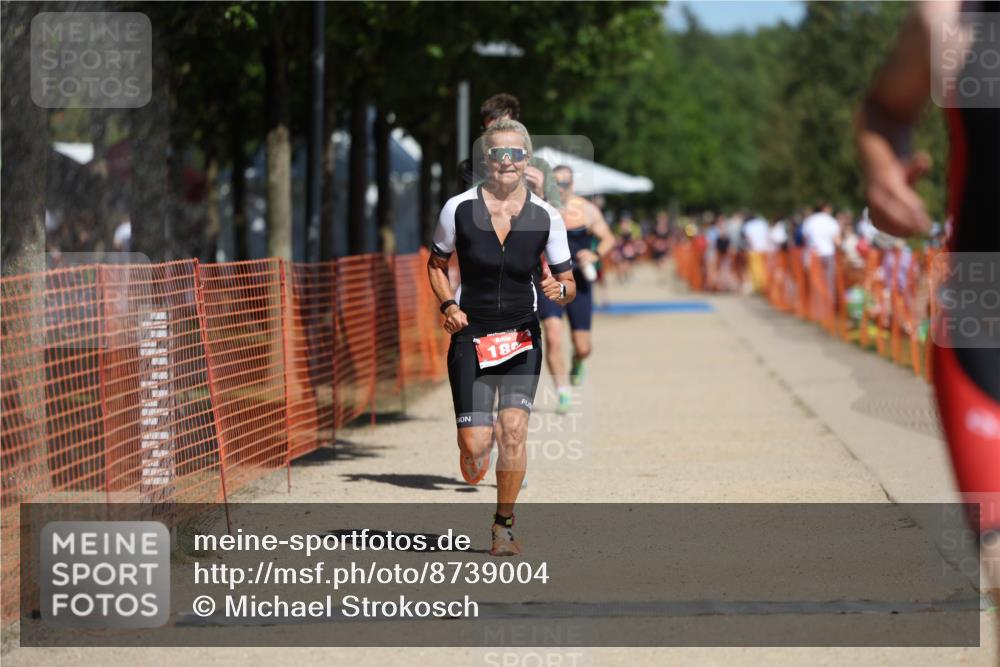 07.09.2025 - 19. Norderstedt Triathlon Michael Strokosch http://msf.ph/oto/8739004 07.09.2025 12:29:34 Laufen 186, 791, 802, 1350, 1351 meine-sportfotos.de