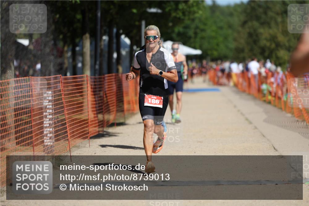 07.09.2025 - 19. Norderstedt Triathlon Michael Strokosch http://msf.ph/oto/8739013 07.09.2025 12:29:34 Laufen 186, 791, 802, 1350, 1351 meine-sportfotos.de
