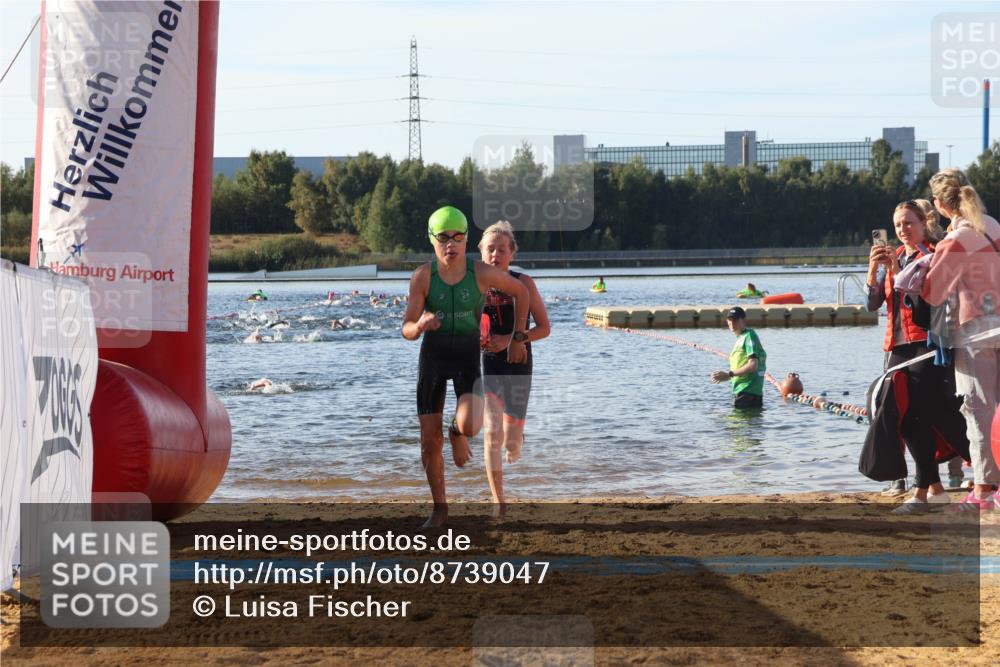 07.09.2025 - 19. Norderstedt Triathlon Luisa Fischer http://msf.ph/oto/8739047 07.09.2025 09:28:28 Schwimmen 553, 557, 633 meine-sportfotos.de