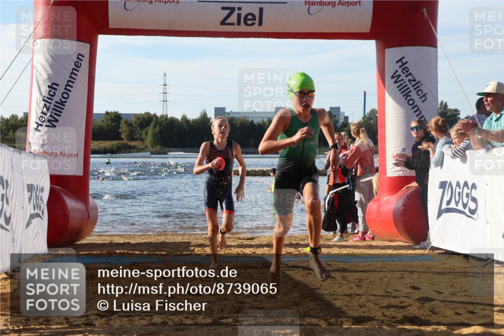 07.09.2025 - 19. Norderstedt Triathlon Luisa Fischer http://msf.ph/oto/8739065 07.09.2025 09:28:29 Schwimmen 553, 557, 633 meine-sportfotos.de