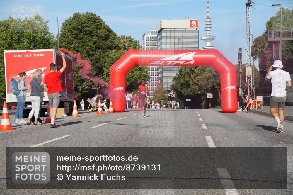 07.09.2025 - BARMER Alsterlauf Yannick Fuchs http://msf.ph/oto/8739131 07.09.2025 09:26:01 Laufen  meine-sportfotos.de