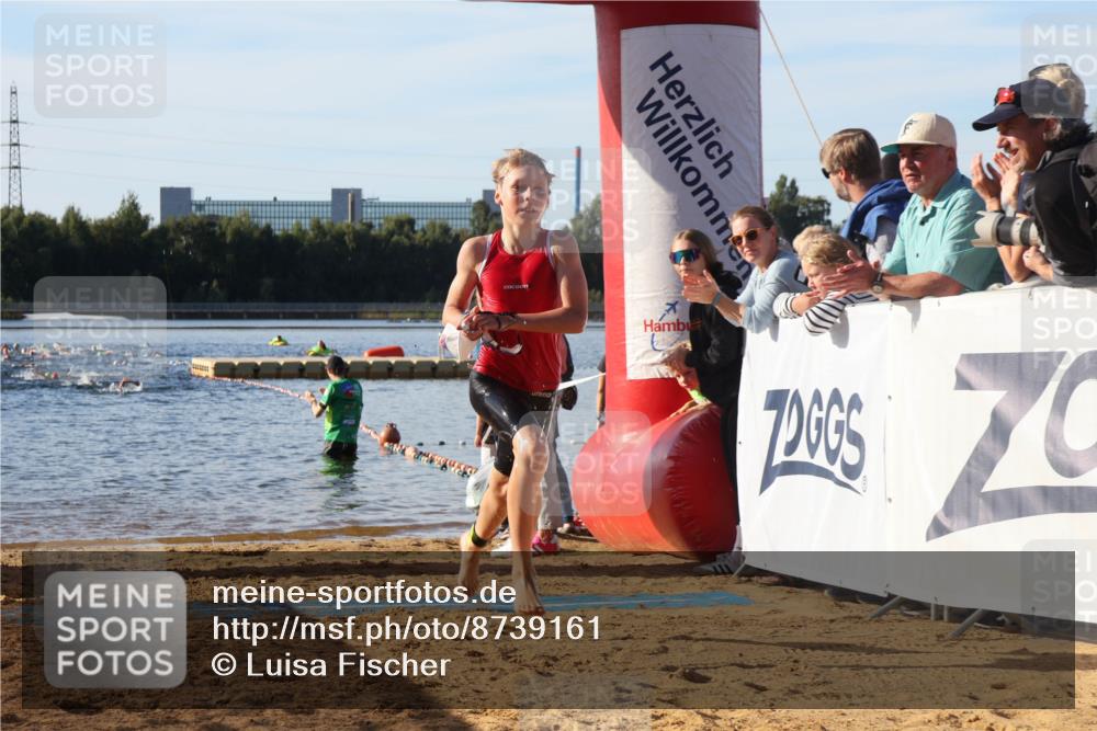 07.09.2025 - 19. Norderstedt Triathlon Luisa Fischer http://msf.ph/oto/8739161 07.09.2025 09:28:43 Schwimmen 583 meine-sportfotos.de